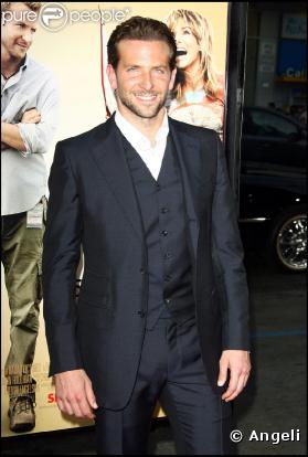 Bradley Cooper, hilarant dans Very Bad Trip, est le sex-symbol de Hollywood de l'année 2009