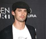 Milo Ventimiglia : Le Heroes n'est plus... un coeur à prendre !