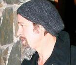 Brad Pitt à la sortie d\'un dîner bien arrosé au Mexico City de Los Feliz, en décembre 2009.