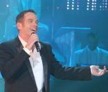 Garou dans  Les années bonheur , diffusion le 9 janvier 2010 sur France 2.