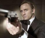 Le brillant Sam Mendes réalisera la prochaine aventure de James Bond avec Daniel Craig...