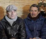 Yvan Attal, Laurent Baffie, Antoine de Caunes et Cali dégustent une galette avec les sans papiers, dans le VIe arrondissement de Paris. 6/01/2010