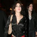 PHOTOS : Amy Winehouse est à Paris pour la Fashion Week....