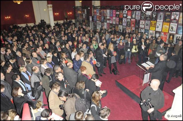 Tout le monde réunit pour la 19ème rencontre du théâtre privé (12 janvier 2010, Paris)