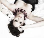 Leighton Meester pour la promo de son album, Love is A Drug
