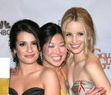 Lea Michele, Jenna Ushkowitz et Dianna Agron de la série gagnante Glee, lors de la 67e cérémonie des Golden Globes le 17 janvier 2010