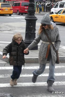 Sarah Jessica Parker et son fiston James à New York, le 19 janvier 2010