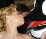 Un extrait d' Happy Feet , de George Miller, produit par la Warner.
