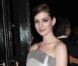 Anne Hathaway à l'occasion de la Fashion Week haute couture printemps-été 2010