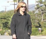 Julia Roberts repart seule de l\'aéroport de Los Angeles