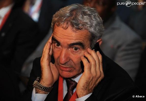 3615 Polyprod présente... Pac-Raymond, un jeu Michel Panini qui s'en prend à Raymond Domenech !