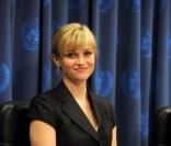 Reese Witherspoon à New York lors du sommet consacré à la violence faite aux femmes