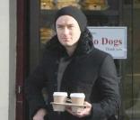 Jude Law et un ami à Londres