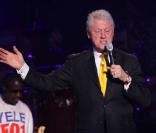 Bill Clinton à la soirée Sos Saving Ourselves