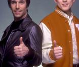 Henry Winkler et Ron Howard (Fonzie et Richie) 