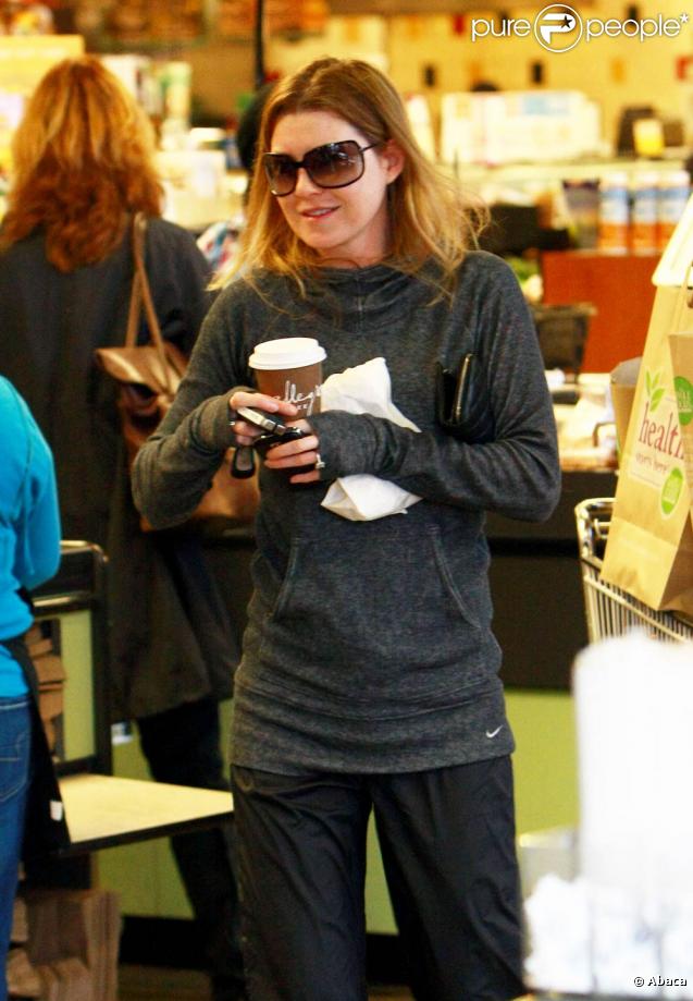 Ellen Pompeo fait ses courses chez Whole Foods market à Los Angeles le 4 février 2010