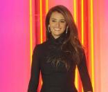 Penélope Cruz arrive sur le plateau de Vivement Dimanche (17 février 2010)