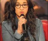 Camélia-Jordana sur le canapé rouge de Michel Drucker (17 février 2010)