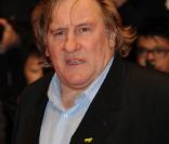Gérard Depardieu, sur le tapis rouge du Festival du film de Berlin, pour la présentation de son film  Mammuth , le vendredi 19 février.