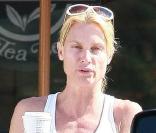 Nicollette Sheridan accuse le coup sans artifice...  