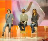 Jane Birkin, Benoit Petre et Caroline Cellier sur l'enregistrement de Vivement Dimanche (24 février 2010)