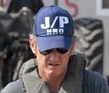 Sean Penn en mission humanitaire à Haïti en février 2010