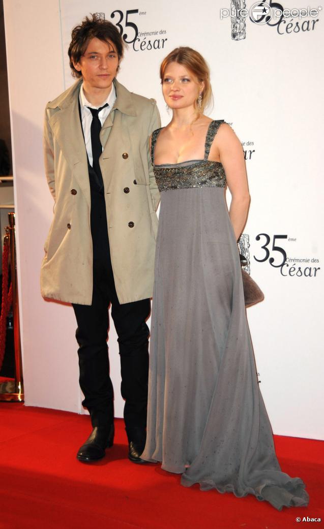 Mélanie Thierry et Raphaël lors de la 35e cérémonie des César le 27 février 2010