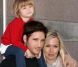 Jennie Garth en famille à Los Angeles le 29/02/10<br />