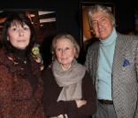 Michèle Morgan entourée de Sabine Anthony et Pierre Cornette de Saint Cyr pour ses 90 ans, à Paris, le 1er mars 2010 !