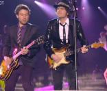 M rend hommage au King of Pop dans un solo de guitare sur  I want you back .