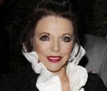 Joan Collins, vendredi 5 mars à l'hôtel Four Seasons de Beverly Hills, à l'occasion de la soirée des pré-Oscars.