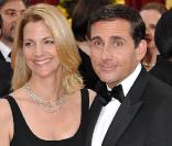 Steve Carell et sa femme Nancy, à l'occasion du tapis rouge de la 82e cérémonie des Oscars, au Kodak Theatre de Los Angeles, le 7 mars 2010.