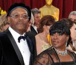 Samuel L. Jackson et sa femme, à l'occasion du tapis rouge de la 82e cérémonie des Oscars, au Kodak Theatre de Los Angeles, le 7 mars 2010.