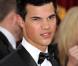 Taylor Lautner, à l'occasion du tapis rouge de la 82e cérémonie des Oscars, au Kodak Theatre de Los Angeles, le 7 mars 2010.