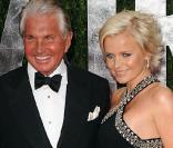 George Hamilton et Barbara Sturm à la fête pour les Oscars organisée par le magazine Vanity Fair le 7 mars 2010