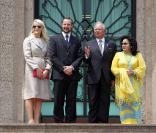 Haakon et Mette-Marit de Norvège sont en visite diplomatique en Malaisie (photo : avec le Premier Ministre et son épouse) du 7 au 10 mars 2010.