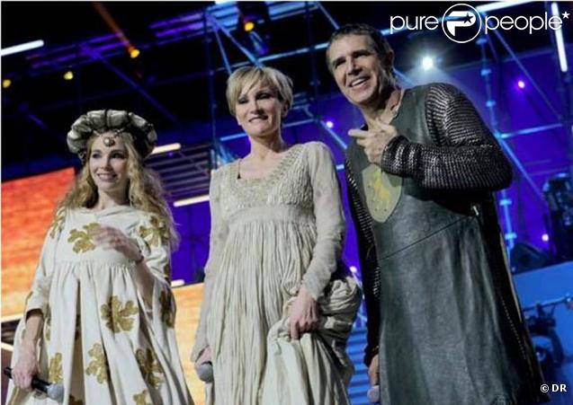 Claire Keim, Patricia Kaas et Julien Clerc aux Enfoirés 2010