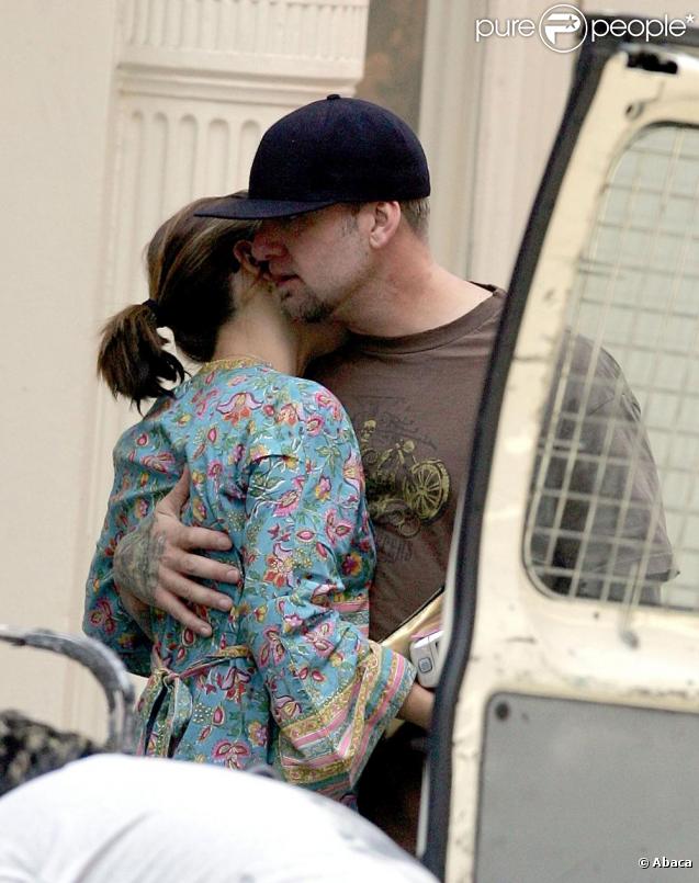 Malgré les rumeurs, Sandra Bullock et Jesse James n'ont cessé d'apparaître toujours plus amoureux !