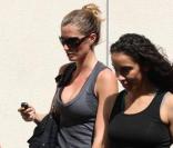 Gisele Bündchen se rendant à son cours de gym à Los Angeles, le 17 mars 2010