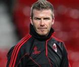 David Beckham, avec sa Victoria, à rejoint l'Angleterre pour débuter sa convalescence après avoir été opéré du tendon d'Achille