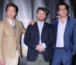 Robert Downey Jr., Zack Galifianakis et Todd Phillips à l'occasion de la soirée de clôture du ShoWest, qui s'est tenue dans l'enceinte du Paris Hotel and Casino de Las Vegas, le 18 mars 2010. 