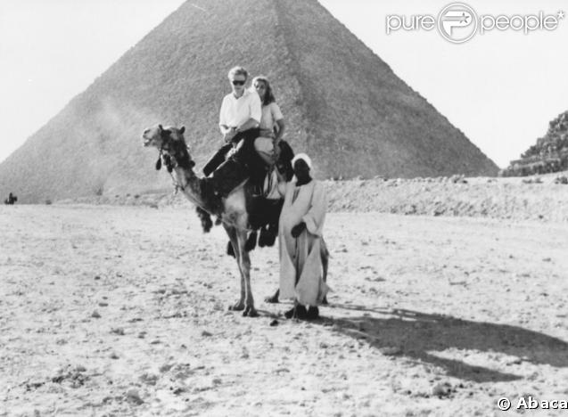 Claude François est née en Egypte ici avec sa soeur en 1952