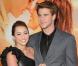 Miley Cyrus et Liam Hemsworth lors de l'avant-première à Hollywood de The Last Song le 25 mars 2010
