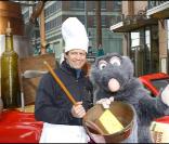Fabien Galthié a eu l'immense privilège de rencontrer Ratatouille, star des Studios Pixar à Euro Disney le 27 mars 2010