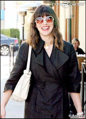 Milla Jovovich en séance shopping
