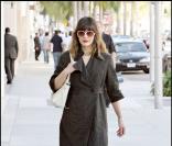 Milla Jovovich en séance shopping
