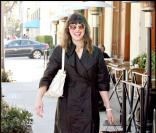 Milla Jovovich en séance shopping