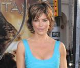 Lisa Rinna, à l\'occasion de l\'avant-première américaine du <i>Choc des Titans</i>, qui s\'est tenue au Graumann\'s Chinese Theatre d\'Hollywood, à Los Angeles, le 31 mars 2010.