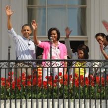 Barack Obama, Michelle, et leurs filles Sasha et Malia, ont accueilli de nombreux invités à la Maison Blanche pour le lundi de Pâques. 5/04/2010