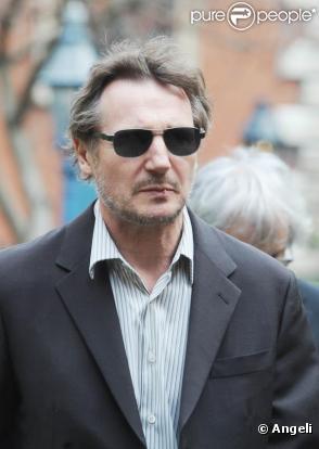 Liam Neeson aux obsèques de Corin Redgrave, en la cathédrale Saint-Paul de Londres. 12/04/2010